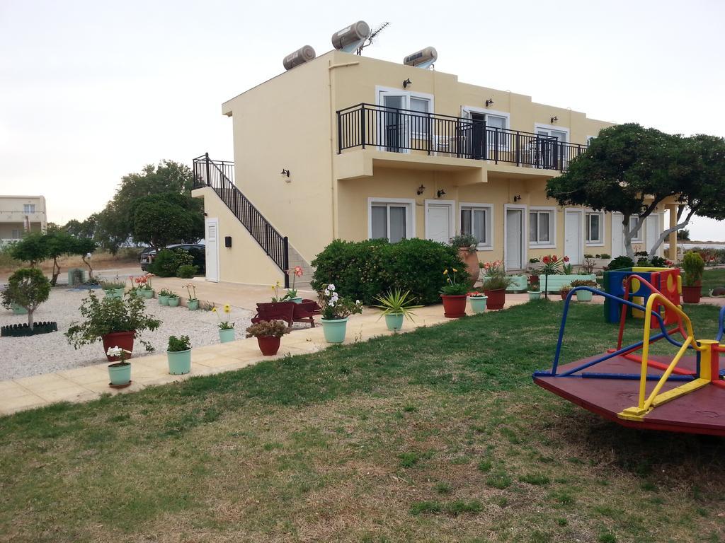 Baladinos Apartments Gerani  Zewnętrze zdjęcie